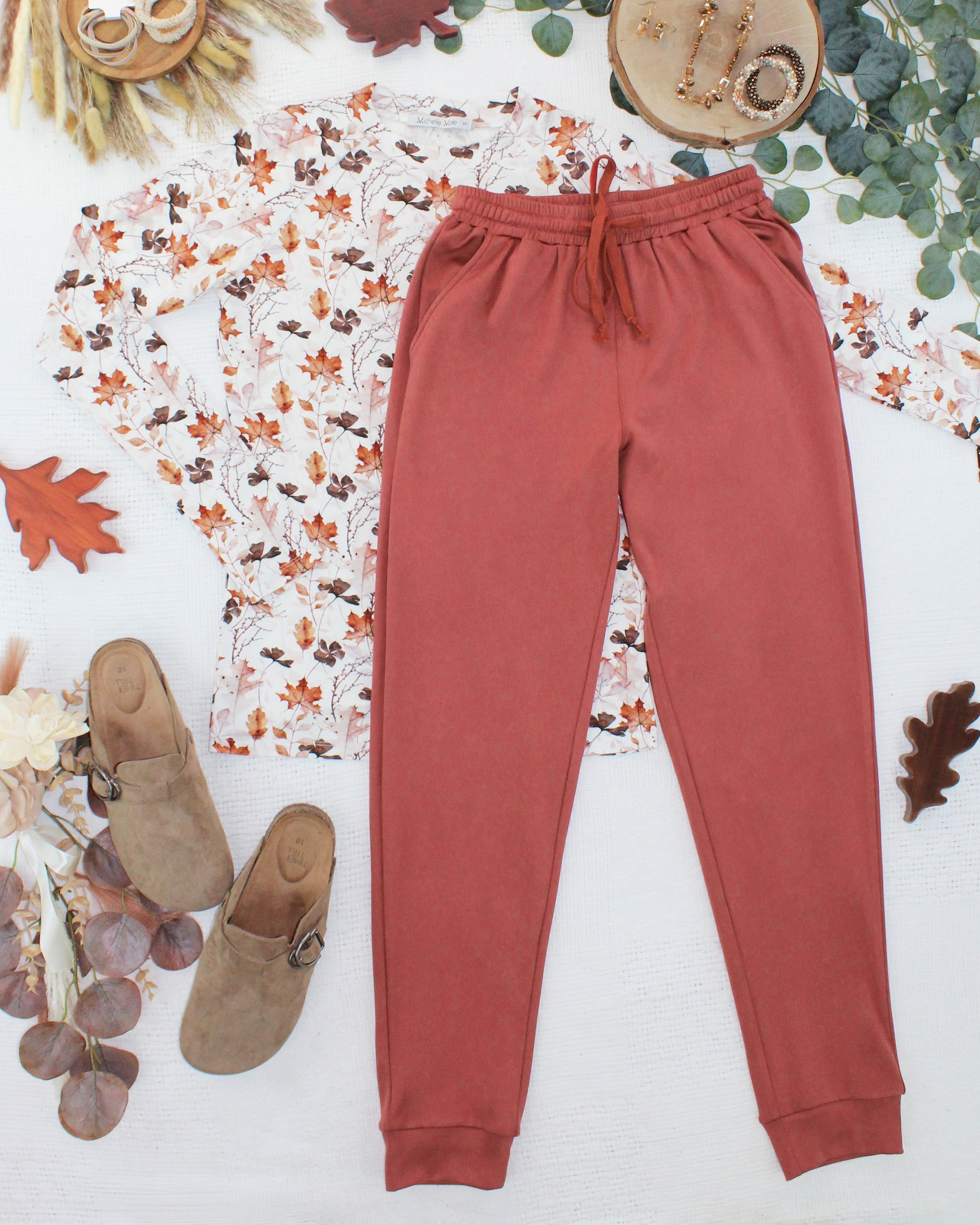 IN STOCK Cloud Joggers - Brick