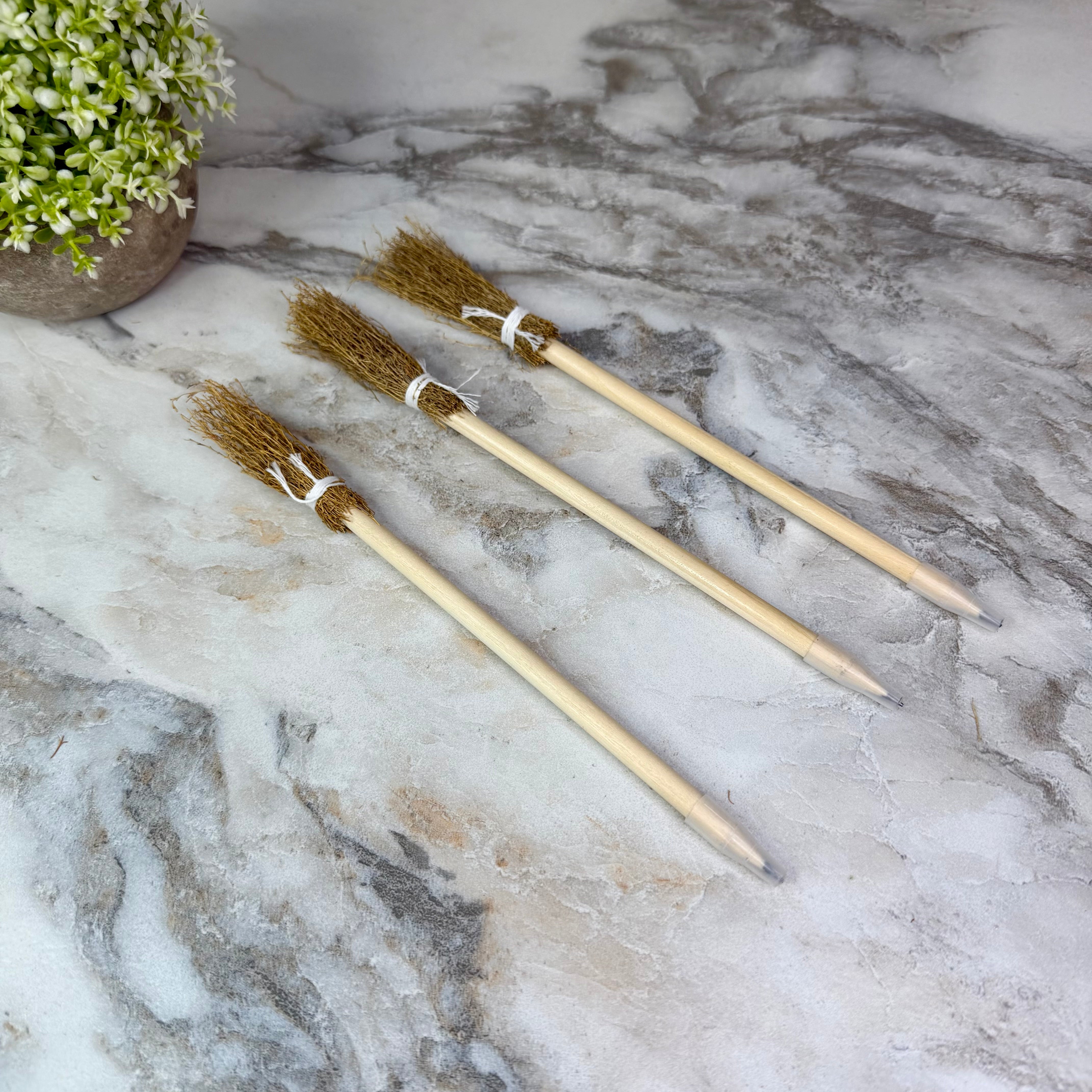 Pencil - Broomstick