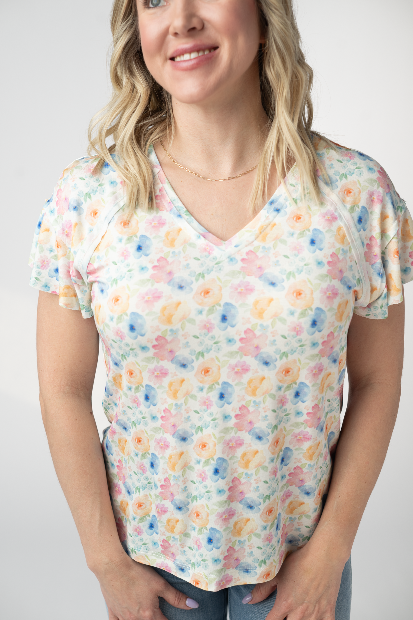 IN STOCK Raelynn V-Neck Top - Petal Gardens FINAL SALE